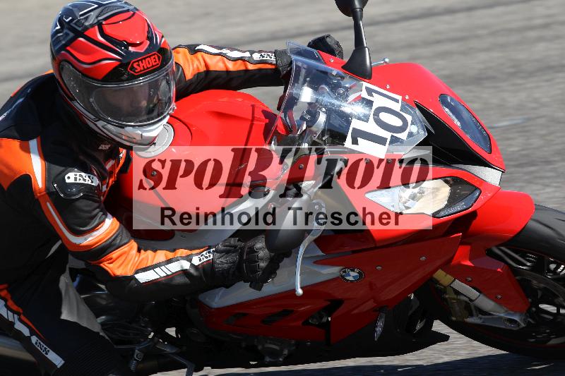 Archiv-2025/48 25.08.2025 Cornu Master School ADR/blau-bleu/101